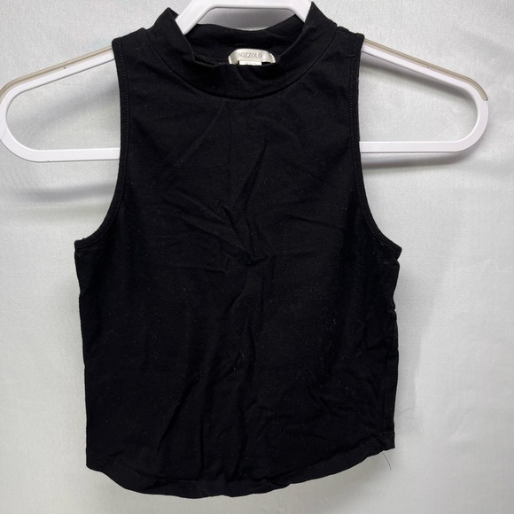2 Black Sleeveless Top - Picture 7 of 11